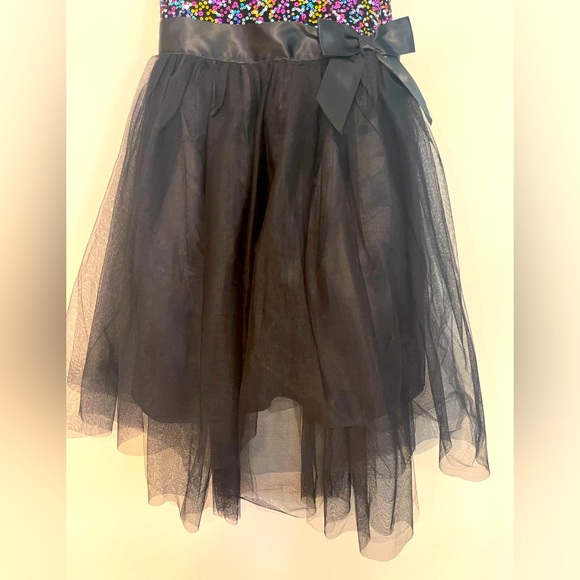 Gorgeous Childs Celebration Dress with Asymmetrical Colorful Sequins 🎉 - Picture 3 of 6